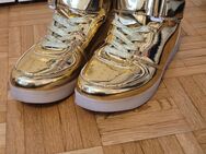 Sneaker Gold, Sohle leuchtend, Größe 38,5 - München