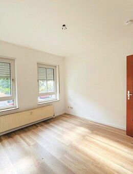 Hier wartet auf Sie ein tolle 1 Zimmer-Wohnung in Dresden mit Stellplatz - Dresden