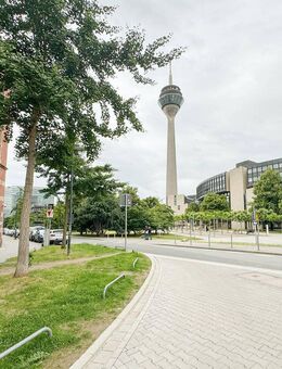 Fünf Wohnungen am Rheinturm - Düsseldorf