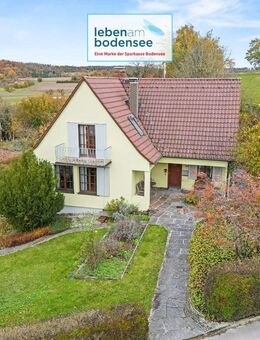 Freistehendes Einfamilienhaus im Grünen mit großem Garten - Konstanz