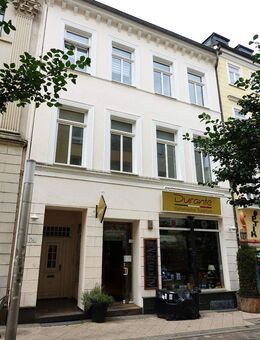 Gepflegtes Wohn- und Geschäftshaus in absolut zentraler Lage für Eigennutzr oder Anleger - Schwerin