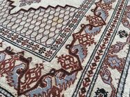 Seidenteppiche, Berber, Wollteppiche Orient, u.a. - Duisburg