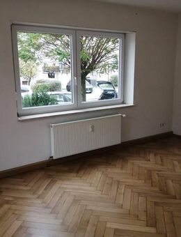 Geräumige, helle 1 Zimmer Wohnung mit großer Wohn-Essküche - Pegnitz