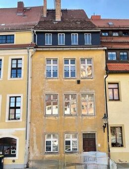 Mehrfamilienhaus mit 8 kleinen Wohnungen und Grundstück in der Innenstadt von Freiberg - Freiberg