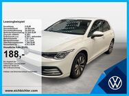 VW Golf, 1.5 TSI VIII Move FLA, Jahr 2024 - Landshut