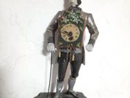 Uhrenträger Schwarzwalduhr Figurenuhr Uhrenmann.Reisewecker,Armbanduhren - Heidenrod