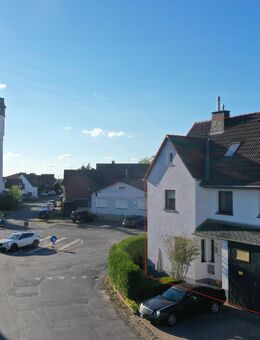 Ruhiges Eigenheim mit Ausbaupotenzial! Kleiner Garten und extra große Garage! - Bornheim (Nordrhein-Westfalen)