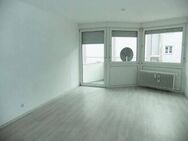 Bitte Mail-Anfragen: Nettes Appartement mit Balkon, Uni- und Innenstadtnah - Regensburg