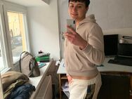 Ich Femboy biete mich für Analsex oder Blowjobs an - Düsseldorf