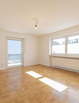 Modernisierte Erdgeschoss-Wohnung mit Balkon und Carport in Stutensee-Friedrichstal - Stutensee