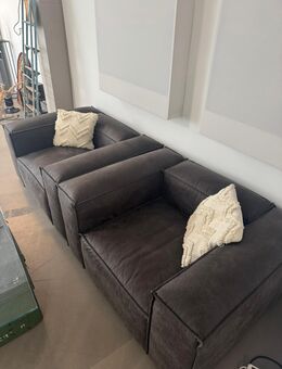 2x Westwing Sessel „Lennon“ in Taupe – Leder, Top-Zustand - Köln
