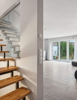 Ihr Traumhaus: Modernes Design trifft Energieeffizienz und Familienkomfort! - Mönchengladbach