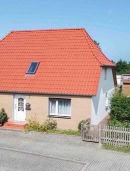 Viel Platz für Familie, Gäste und Ideen - Immobilienensemble in Altenkirchen auf Rügen - Altenkirchen (Mecklenburg-Vorpommern)