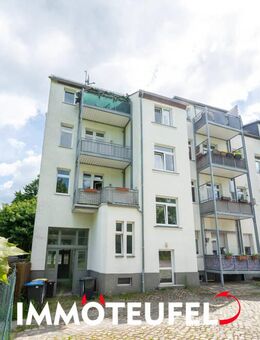 ERSTBEZUG nach Renovierung: 2-Raum-Wohnung mit Balkon, Stellplatz im Innenhof und optionaler Einbauküche - Chemnitz