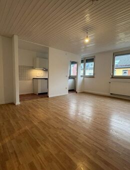 Erstbezug nach Renovierung - Helle 1-Zimmer-Wohnung mit Küche - Nürnberg