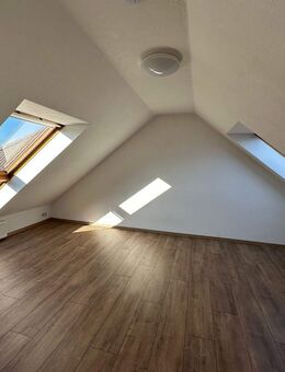 Charmante Drei-Zimmer-Maisonettewohnung in der Westfalenstraße - Iserlohn