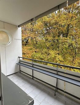 Erstbezug nach Sanierung: Möblierte 2-Zimmer-Wohnung mit Balkon in Berlin-Britz - Berlin