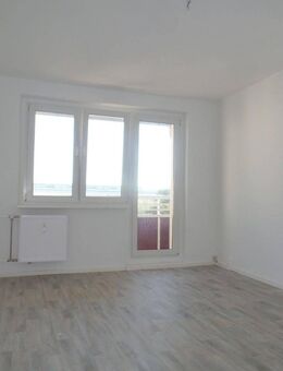 NACHMIETERSUCHE - 3 Zimmer mit Balkon - Halle (Saale)