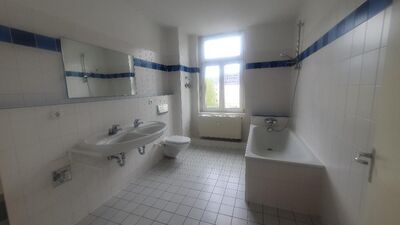 Zentrum Brühl 3 Zimmer mit Masterbad