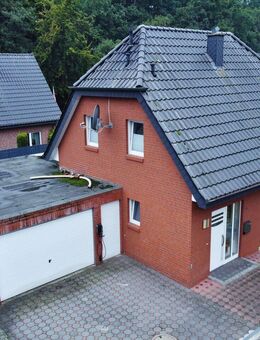 Junges Einfamilienhaus mit PV-Anlage, Kamin & Garage - kurzfrisitig verfügbar - Rheine