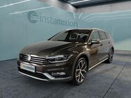 VW Passat Variant, 2.0 TSI Alltrack, Jahr 2018 - München