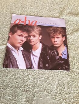 2 a-ha Singles - Rösrath Zentrum
