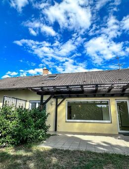 *** Ihr Wohntraum: freistehendes Einfamilienhaus in Neulußheim in begehrter Lage *** - Neulußheim