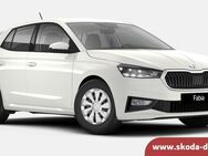 Skoda Fabia, 1.0 MPI ESSENCE, Jahr 2022 - Dresden