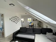 Top vermietete 2-Zimmer-Dachgeschosswohnung in Königsbrunn bei Augsburg - Königsbrunn