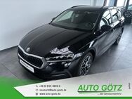 Skoda Octavia, Combi Ambition Vorb Digi vo hi SpurAssist Connect Sunset 4xEFH RÃckbank geteilt Armlehne Metallic, Jahr 2024 - Beilngries