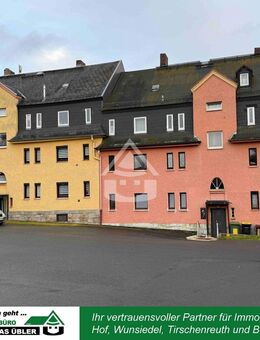 Wohnung im Hochparterre mit Doppelgarage - Selb