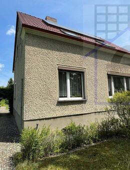 NEUER PREIS - SOLIDES VOLLUNTERKELLERTES EINFAMILIENHAUS MIT GROSSEM GRUNDSTÜCK - Erkner