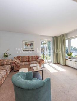 Lichtdurchflutete 3-Zimmer-Wohnung mit Balkon und Einzelgarage - Köln
