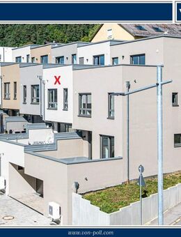 Modernes Reihenmittelhaus mit Terrasse und Balkon - stilvoll leben auf drei Ebenen - Cham