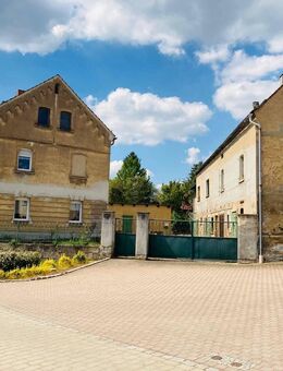 Vermietetes Zweifamilienhaus mit Ausbaureserve in ruhiger Lage von Aupitz - Hohenmölsen