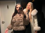 2 Damen suchen Sugardaddy Fußerotik SB Cash&Go Fußtreffen Berlin Escort - Kiel Blücherplatz