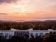 Erstbezug nach hochwertiger Sanierung! 2-Raumwohnung mit meerseitigem Balkon im QUARTIER AM MEER - Binz (Ostseebad)