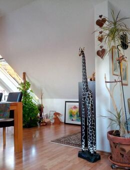 Großzügige 2-Zimmer-Maisonettewohnung mit Garage in denkmalgeschützter Stadtvilla in zentraler Lage von Kehl - Kehl