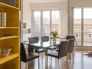 Urbanes Wohnen an der Media-Spree - Elegante 2-Zimmer-Wohnung im Loft-Style mit großzügiger Terrasse - Berlin