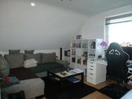 Helle 2 Zimmer im Dachgeschoss suchen Nachmieter! - Soest