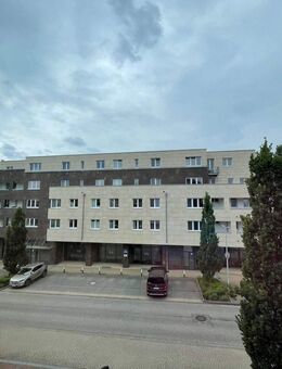 Lichtdurchflutete 2 Zimmer-Wohnung mit offener Küche - Henstedt-Ulzburg