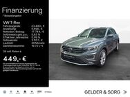 VW T-Roc, 2.0 TSI Sport ||| ||APP|, Jahr 2017 - Lichtenfels (Bayern)