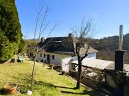 ***Charmantes Einfamilienhaus für die Familie mit Kamin und überdachtem Außenbereich*** - Herborn (Hessen)