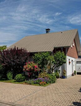 Wohntraum in Bergheim - freistehendes Einfamilienhaus - Bergheim (Nordrhein-Westfalen)