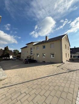 Kapitalanlage in Straubing: Modernisiertes Mehrfamilienhaus mit 7 Einheiten - Straubing