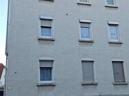 Notverkauf einer vermieteten 2-Zimmer-Eigentumswohnung mit Balkon - Göppingen