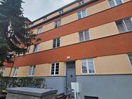 Große 1 Zimmerwohnung mit Balkon im EG - Erfurt