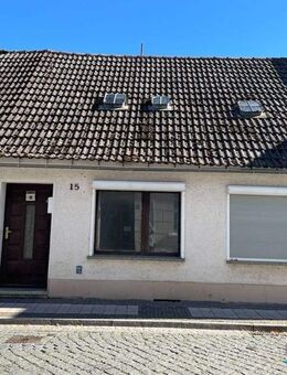 Sanierungsbedürftiges Reihenhaus in der Altstadt von Perleberg - Perleberg