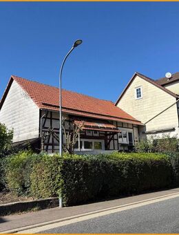 PFLEGELEICHTE SYMBIOSE AUS ALT UND NEU! KEINE KÄUFERPROVISION! - Gilserberg