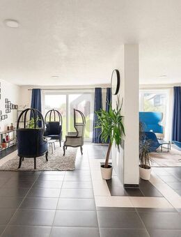 FAMILIENANWESEN MIT VIEL PLATZ + KINO + POOL ETC - Hohentengen (Rhein)